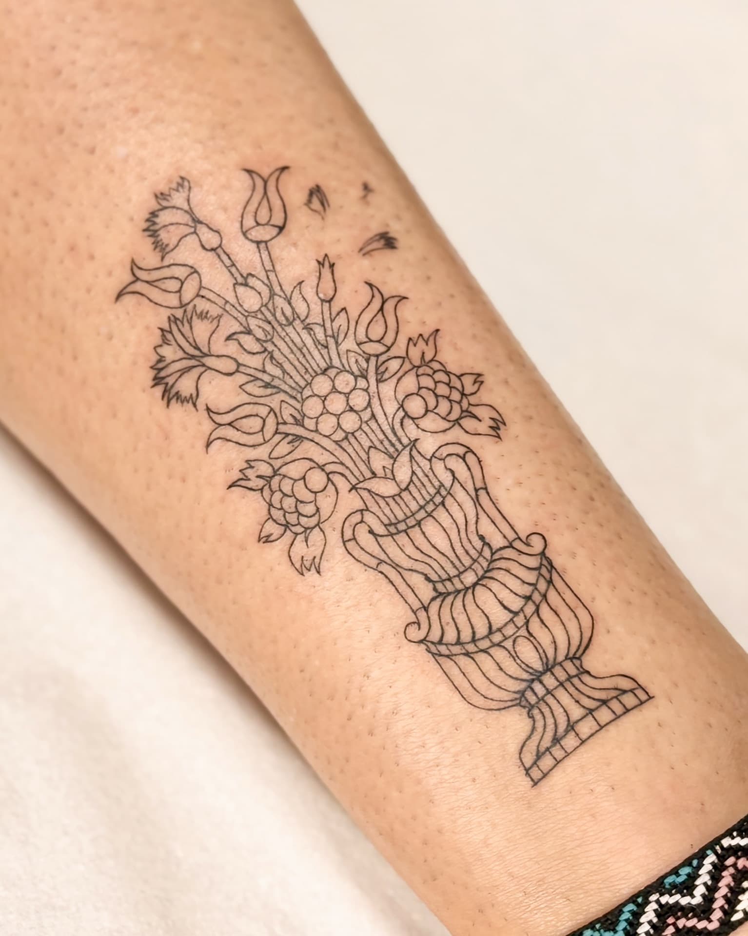 Tatuagem por Júlia Domingues