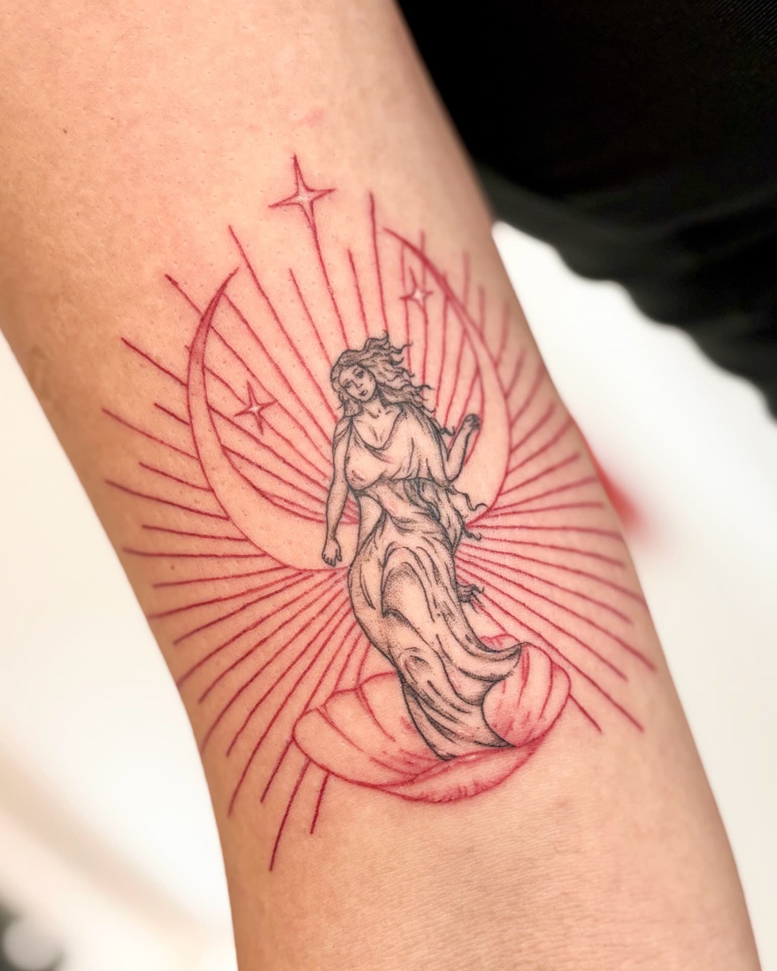 Tatuagem por Júlia Domingues